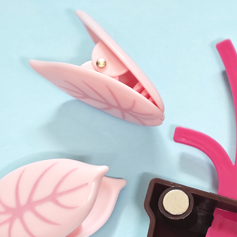 Cute Potted Plant Desk Clip 2  - огляд і ціна Paperclip Magnetic Set